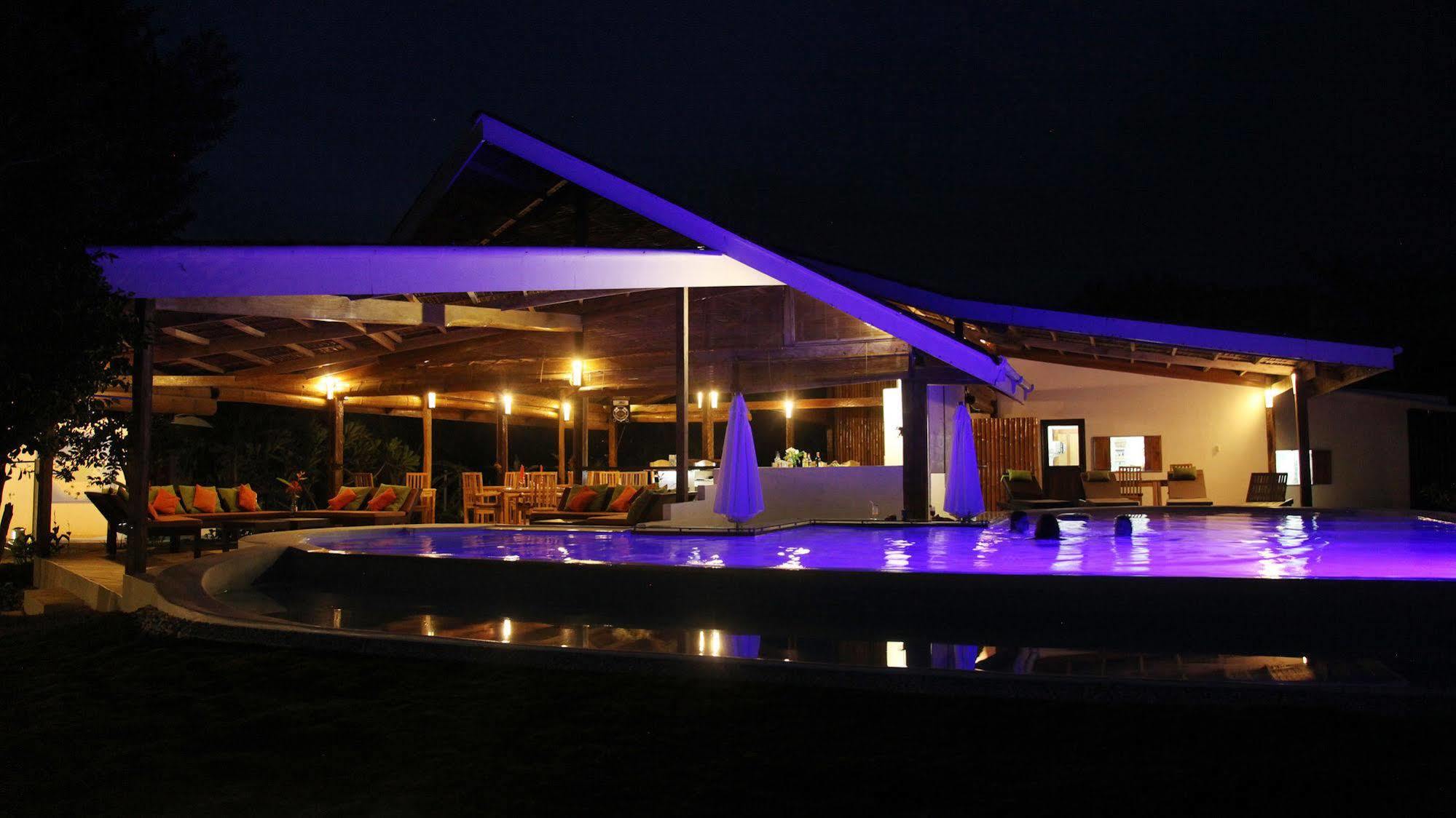 Kawayan Holiday Resort Сикиджор Екстериор снимка